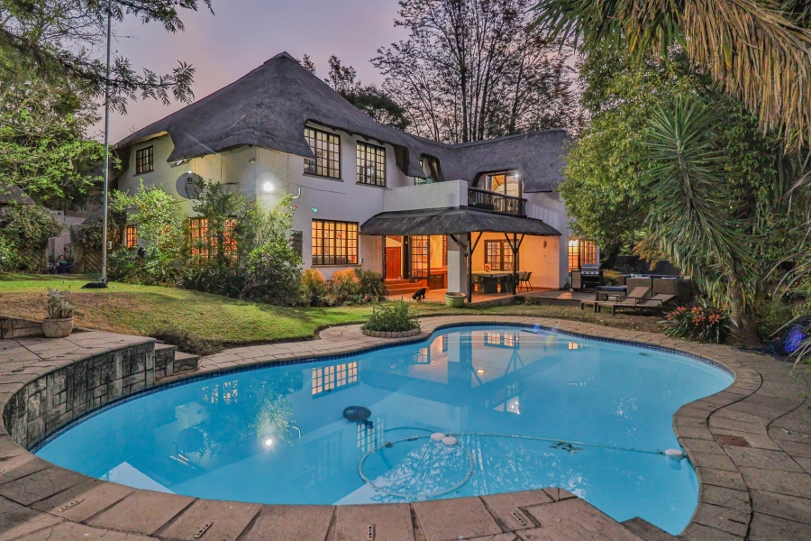 5 Bedroom Property for Sale in Hurlingham Gauteng