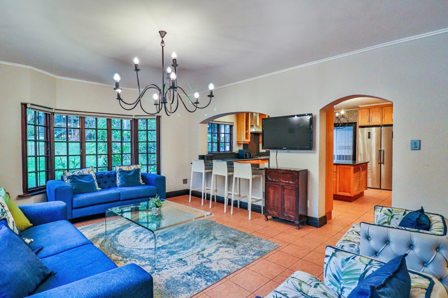 5 Bedroom Property for Sale in Hurlingham Gauteng