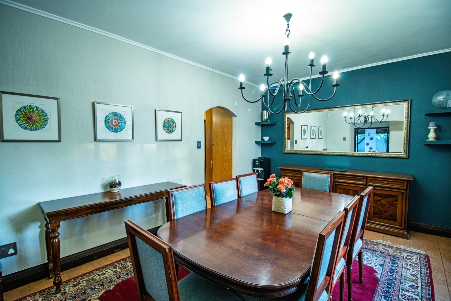 5 Bedroom Property for Sale in Hurlingham Gauteng