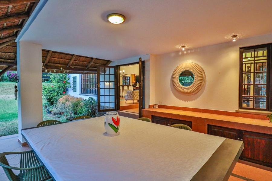 5 Bedroom Property for Sale in Hurlingham Gauteng