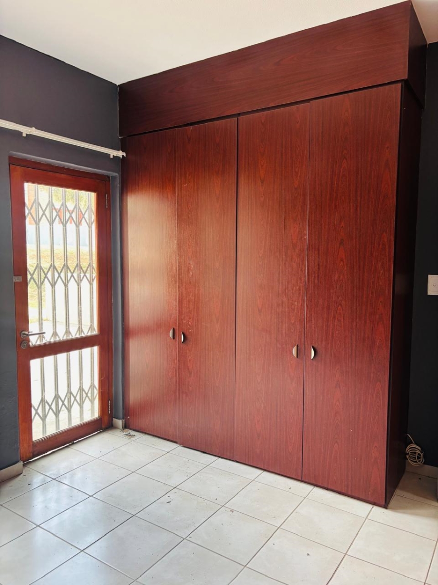 2 Bedroom Property for Sale in Noordwyk Gauteng