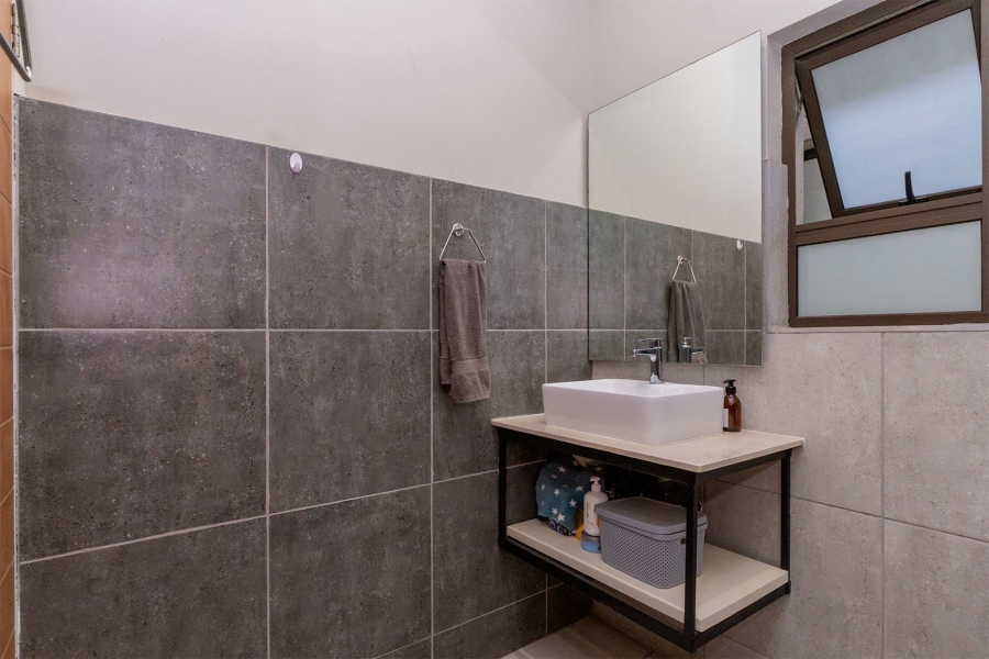 2 Bedroom Property for Sale in Morning Hill Gauteng