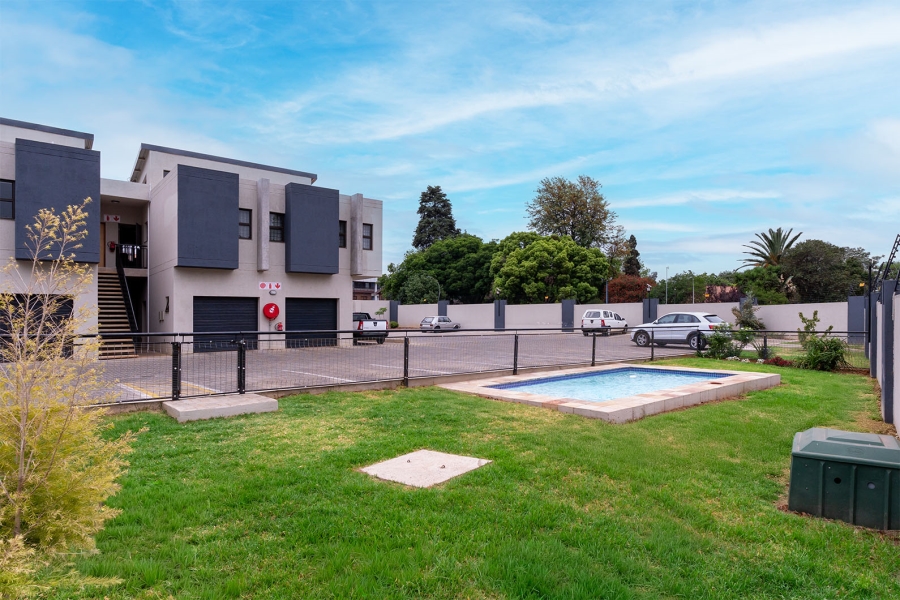 2 Bedroom Property for Sale in Morning Hill Gauteng