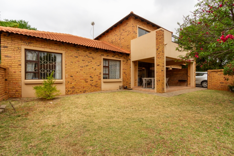 3 Bedroom Property for Sale in Willow Acres Gauteng