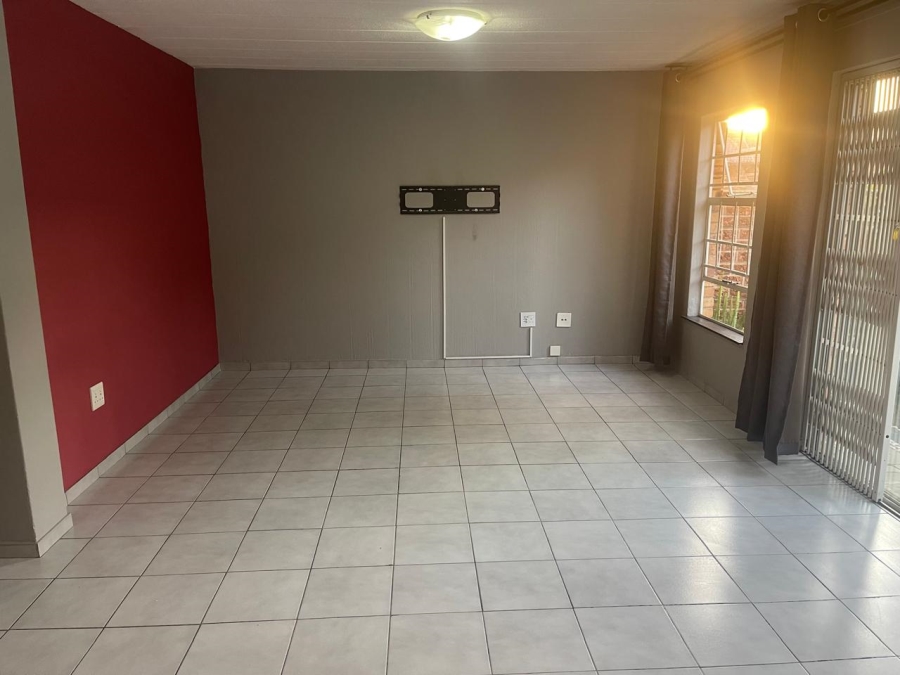 3 Bedroom Property for Sale in Mayfield Park Gauteng