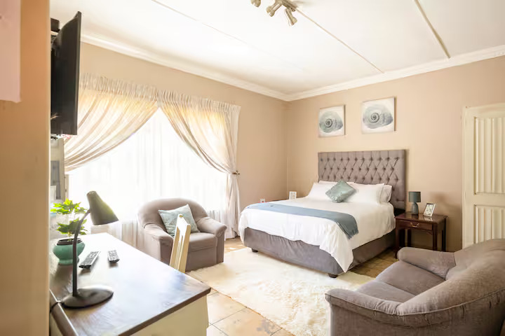 12 Bedroom Property for Sale in Garthdale Gauteng