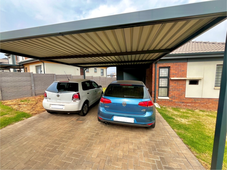 3 Bedroom Property for Sale in Lotus Gardens Gauteng