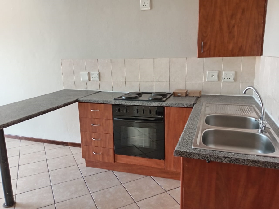 To Let 3 Bedroom Property for Rent in Honeydew Gauteng