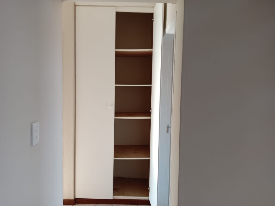 To Let 3 Bedroom Property for Rent in Honeydew Gauteng