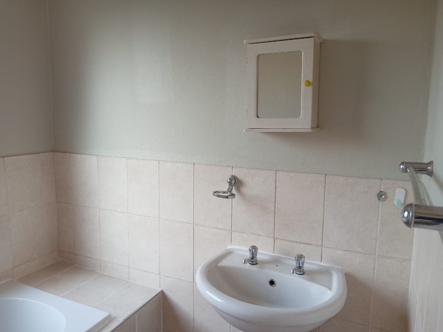To Let 3 Bedroom Property for Rent in Honeydew Gauteng