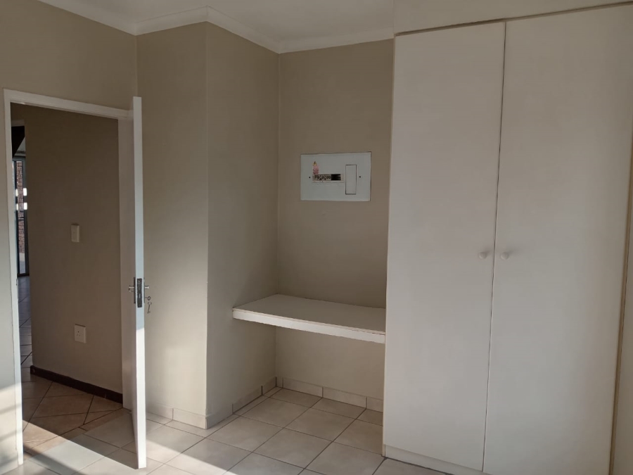 To Let 3 Bedroom Property for Rent in Honeydew Gauteng