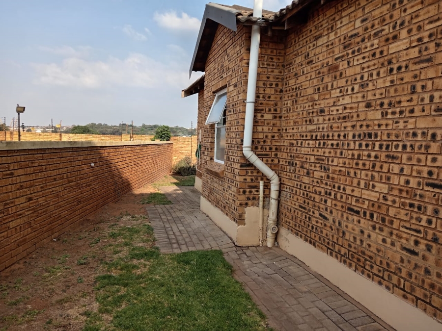 To Let 3 Bedroom Property for Rent in Honeydew Gauteng