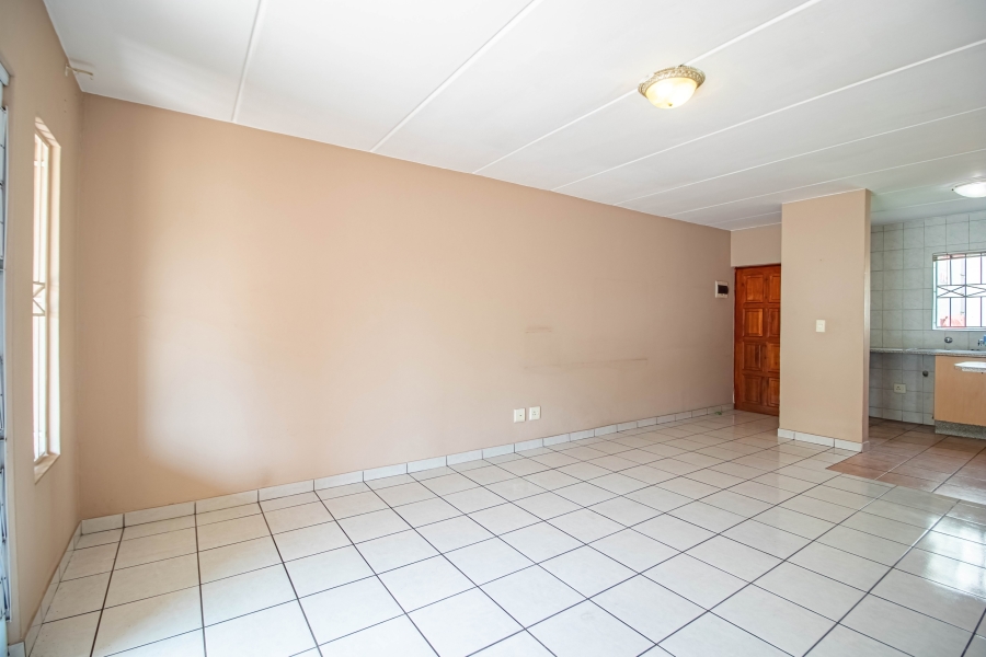 2 Bedroom Property for Sale in Oriel Gauteng