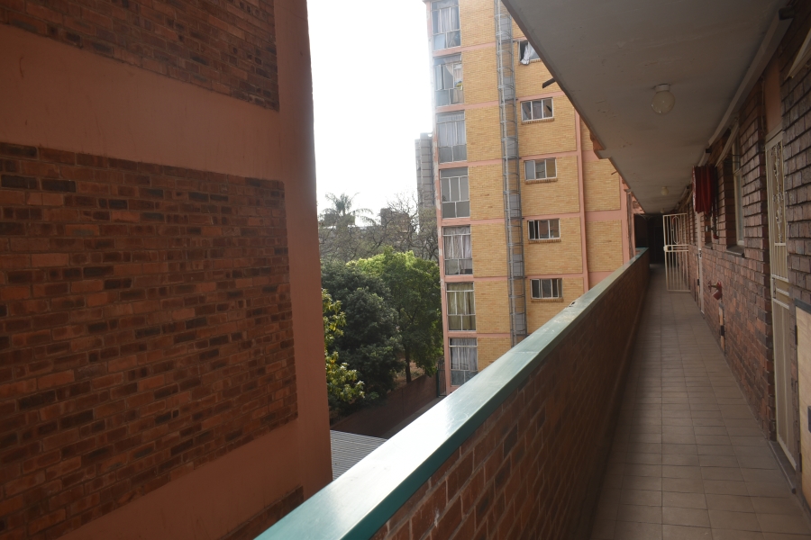 2 Bedroom Property for Sale in Sunnyside Gauteng