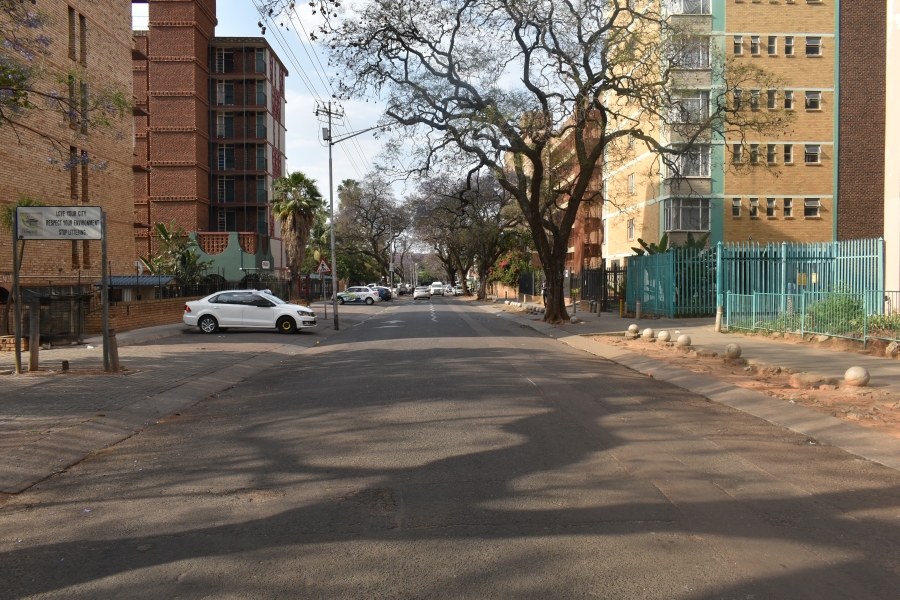 2 Bedroom Property for Sale in Sunnyside Gauteng