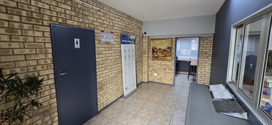 To Let commercial Property for Rent in Factoria Gauteng