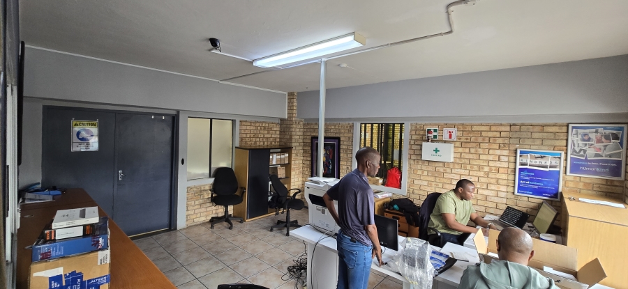 To Let commercial Property for Rent in Factoria Gauteng