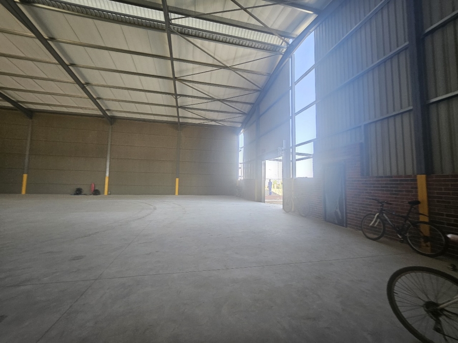 Commercial Property for Sale in Knoppieslaagte Gauteng