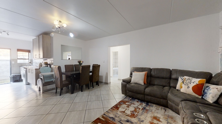 3 Bedroom Property for Sale in Ravenswood Gauteng