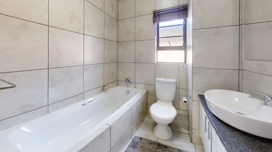 3 Bedroom Property for Sale in Ravenswood Gauteng
