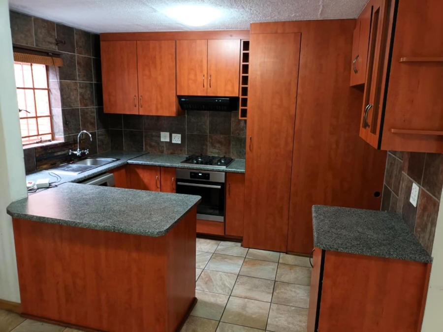 To Let 2 Bedroom Property for Rent in Moreleta Park Gauteng