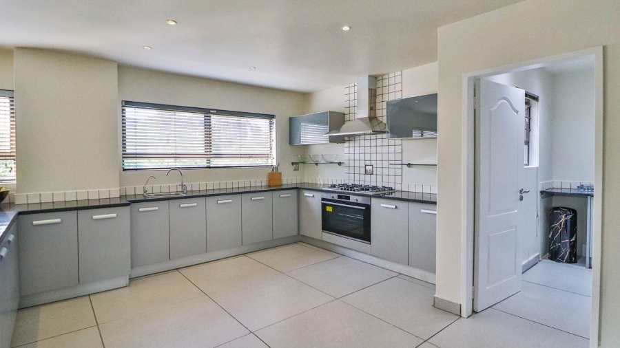 To Let 4 Bedroom Property for Rent in Strathavon Gauteng