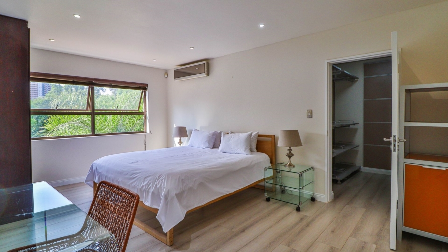 To Let 4 Bedroom Property for Rent in Strathavon Gauteng