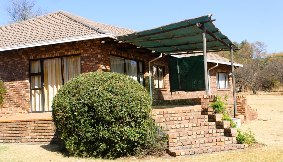 2 Bedroom Property for Sale in Glen Austin Gauteng
