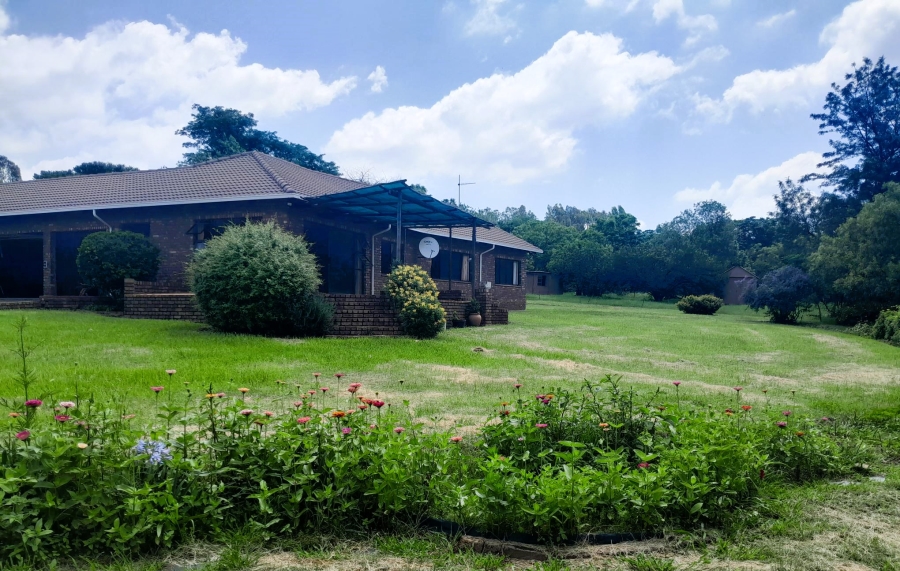 2 Bedroom Property for Sale in Glen Austin Gauteng