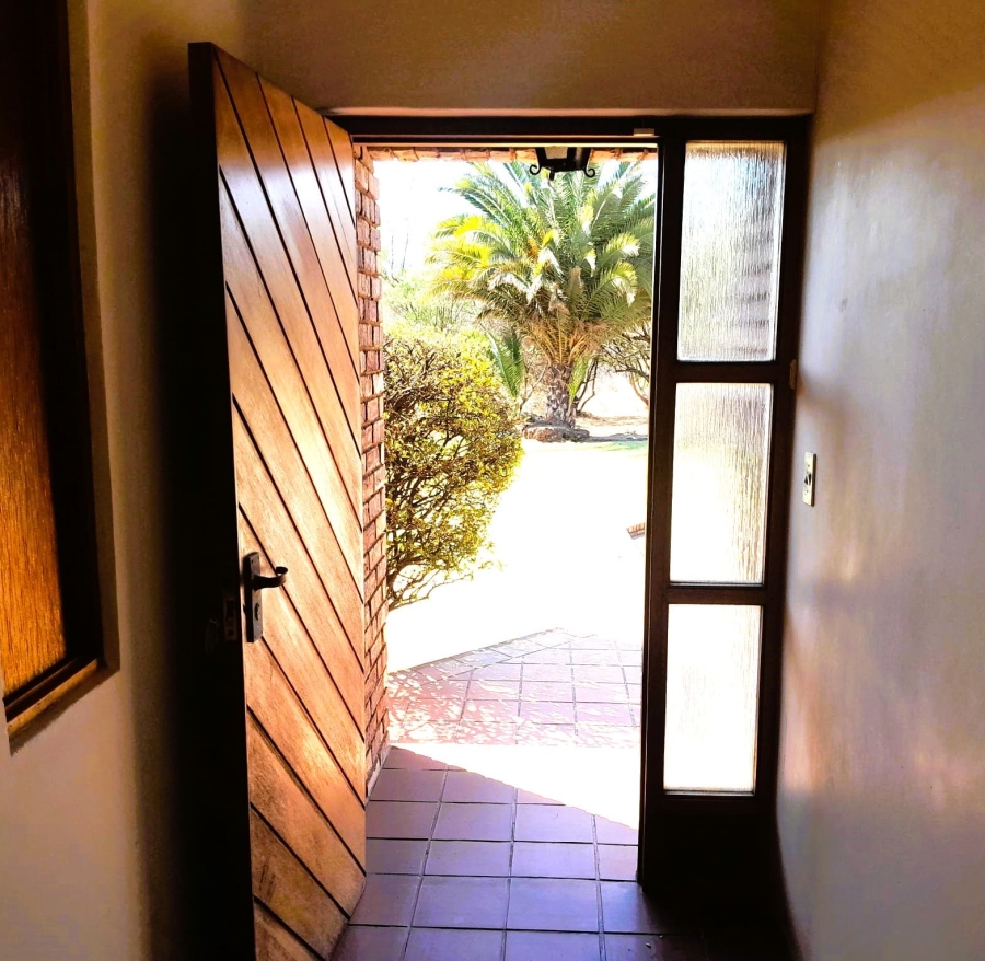 2 Bedroom Property for Sale in Glen Austin Gauteng