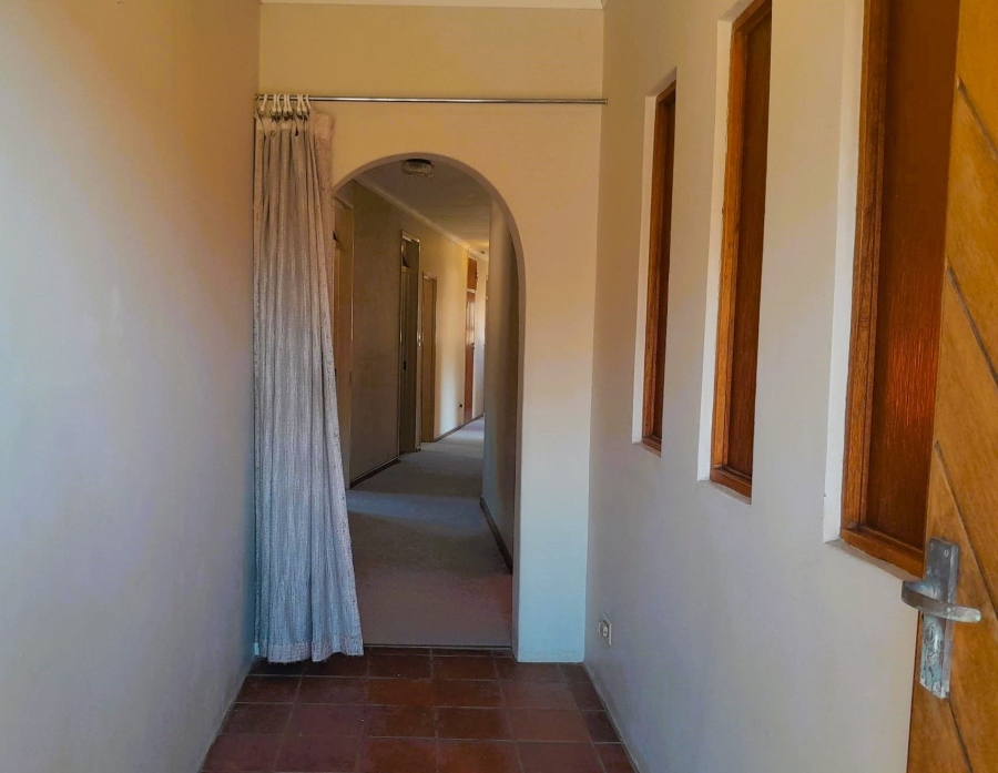 2 Bedroom Property for Sale in Glen Austin Gauteng