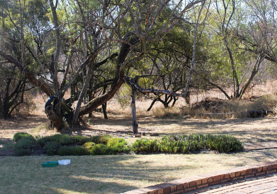 2 Bedroom Property for Sale in Glen Austin Gauteng