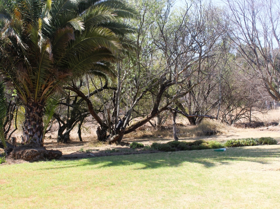 2 Bedroom Property for Sale in Glen Austin Gauteng