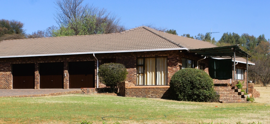 2 Bedroom Property for Sale in Glen Austin Gauteng