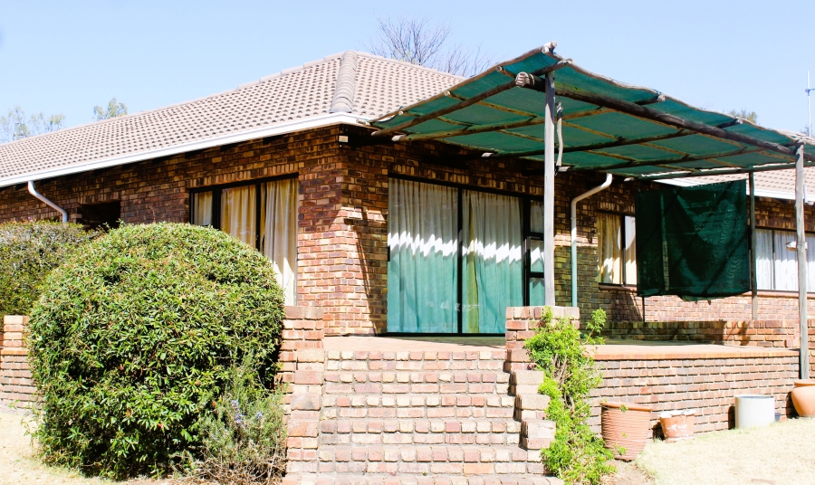 2 Bedroom Property for Sale in Glen Austin Gauteng