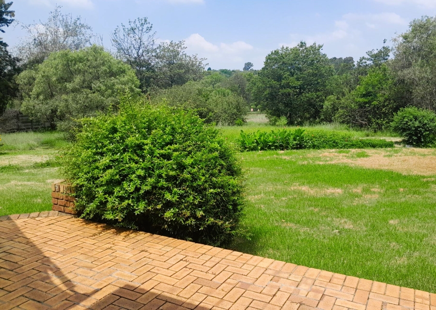 2 Bedroom Property for Sale in Glen Austin Gauteng
