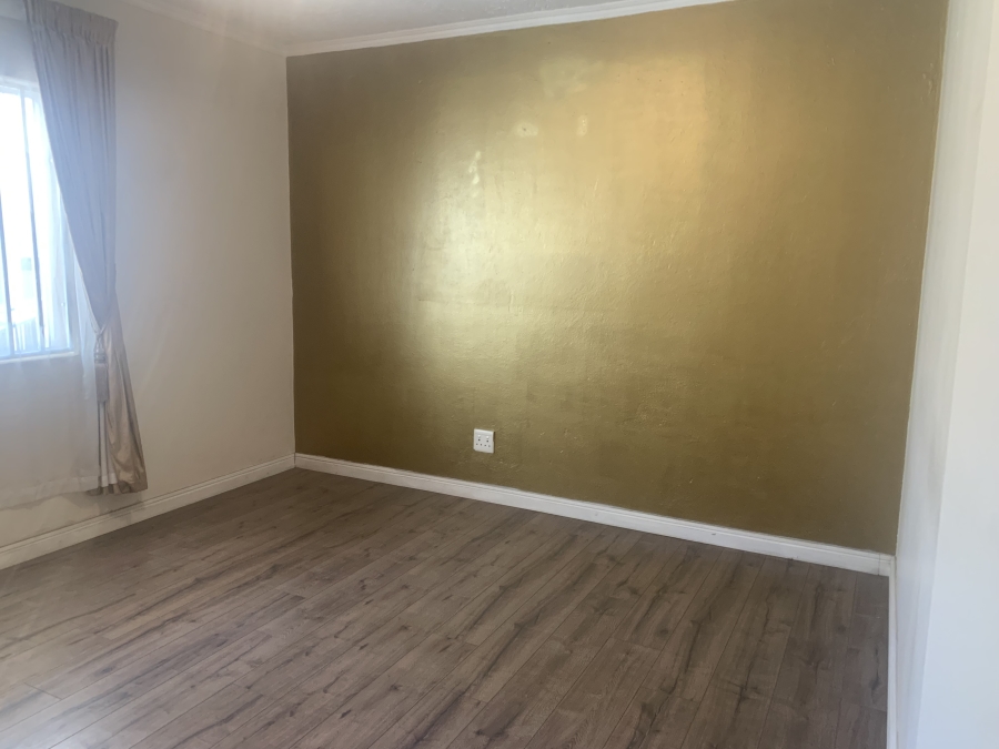 2 Bedroom Property for Sale in Halfway Gardens Gauteng