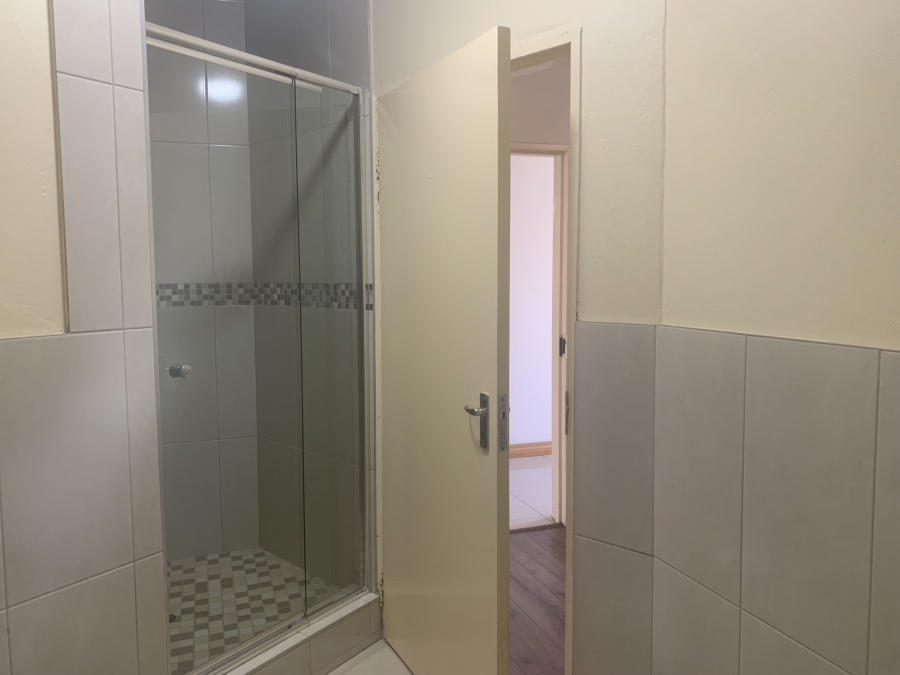 2 Bedroom Property for Sale in Halfway Gardens Gauteng