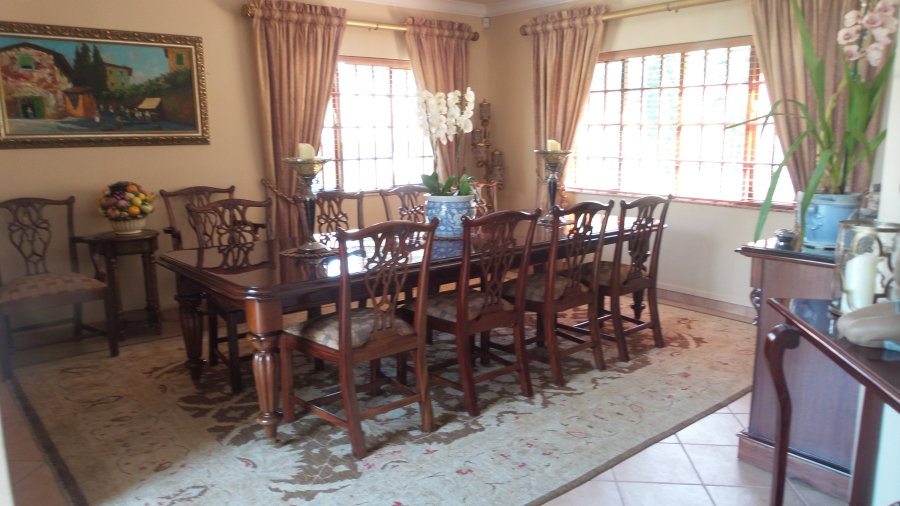 To Let 4 Bedroom Property for Rent in Sterrewag Gauteng