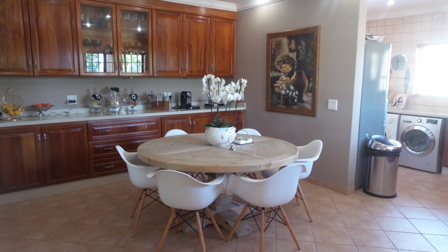 To Let 4 Bedroom Property for Rent in Sterrewag Gauteng