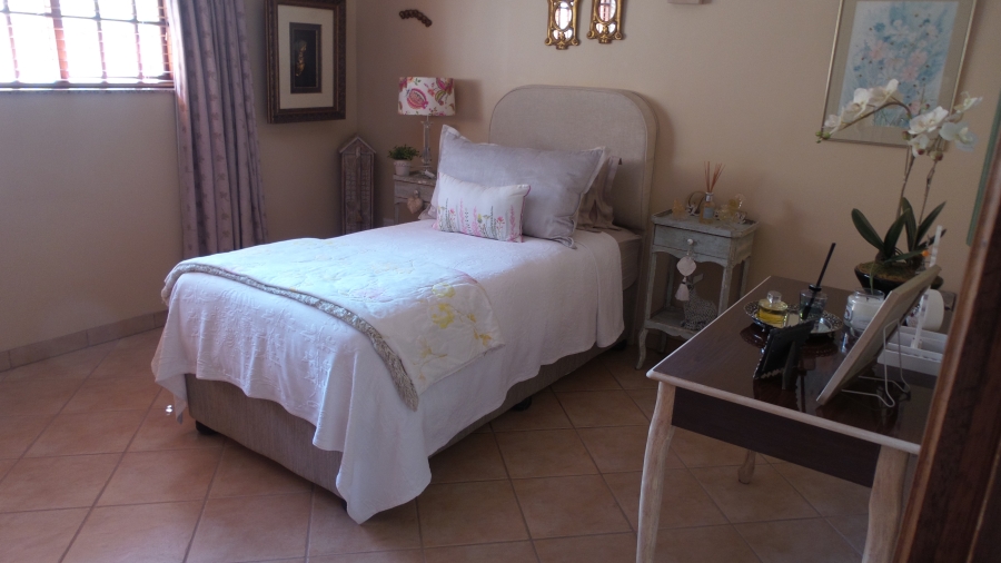 To Let 4 Bedroom Property for Rent in Sterrewag Gauteng
