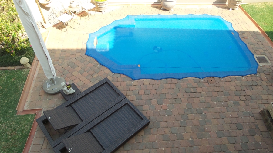 To Let 4 Bedroom Property for Rent in Sterrewag Gauteng