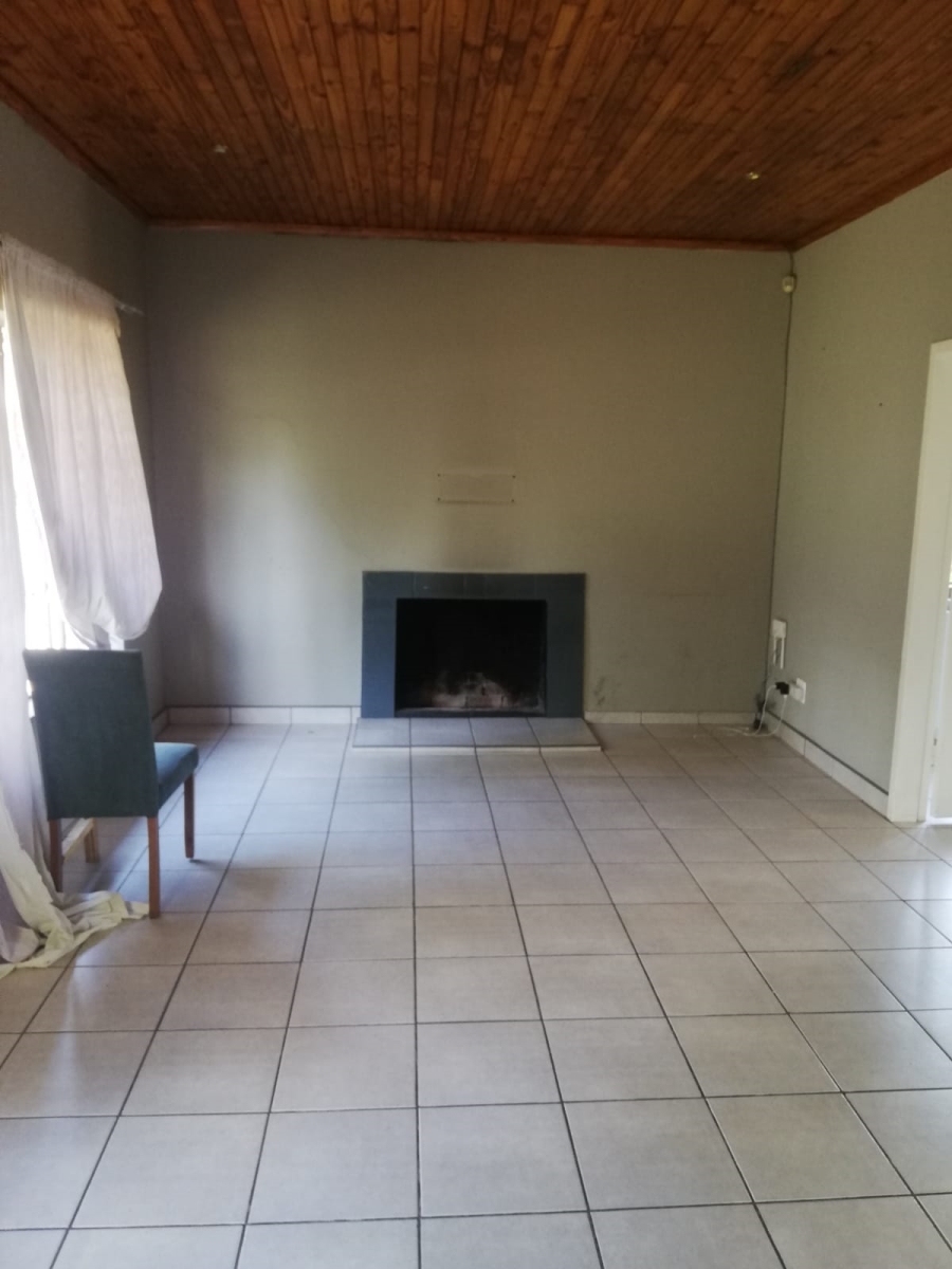 3 Bedroom Property for Sale in Three Rivers Gauteng