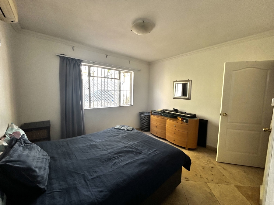 3 Bedroom Property for Sale in Oaklands Gauteng