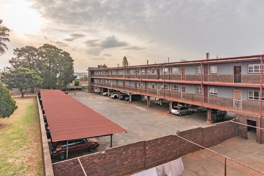 1 Bedroom Property for Sale in Horizon View Gauteng