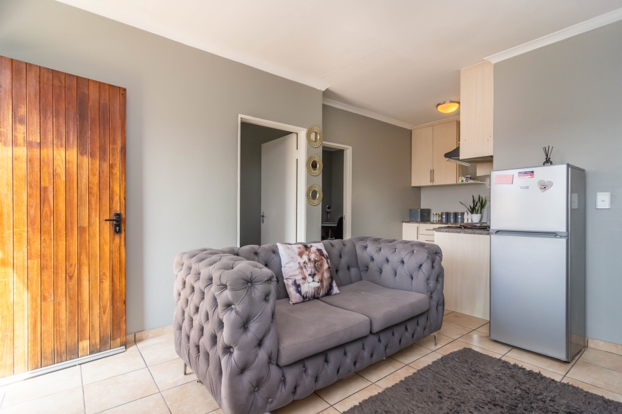 2 Bedroom Property for Sale in Fleurhof Gauteng
