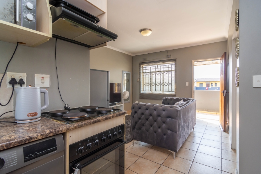 2 Bedroom Property for Sale in Fleurhof Gauteng