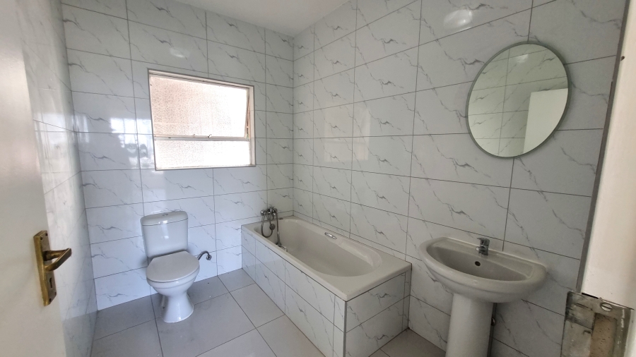 2 Bedroom Property for Sale in Solheim Gauteng