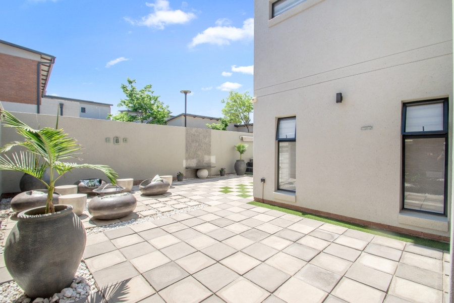 5 Bedroom Property for Sale in Carlswald Gauteng