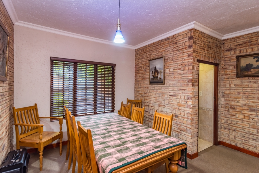 4 Bedroom Property for Sale in Helderkruin Gauteng